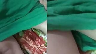 Desi aunt showing her pussy and breasts