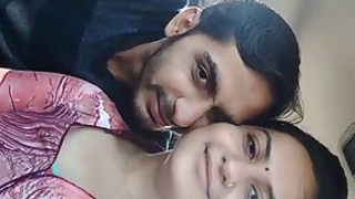 desi hot couple lip lock