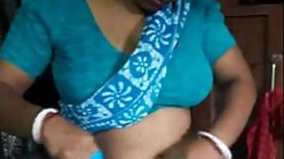 bubbly delhi housewife bhabhi disa roy bubbly navel and cleavage expose in blue sare