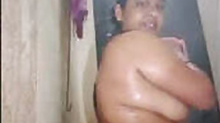 Hot Desi Bhabi Live Bath Vdo