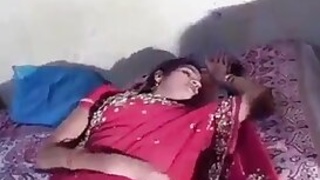 Beautiful aunty make out movie