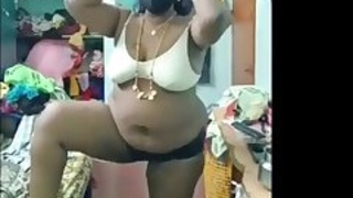 Sexy Tamil Bhabhi Live