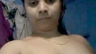 Desi Village bahbies shvo her tits