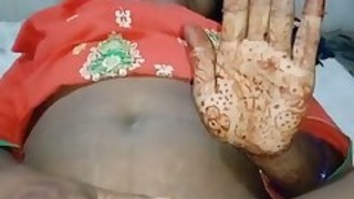 Desi Hillbilly Bhabhi Shows Pussy