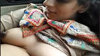 Desi Randi Bushra nude in the car 2 video 1