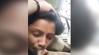 Cheating wife Mallu enjoys carnal sex outdoors in car