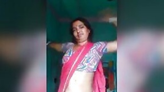 A naked Bengali housewife will send an MMC to ignite your sexy mood