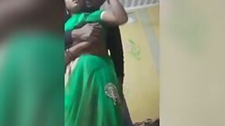 Hot couple Desi XXX shoots video of their home sex MMS