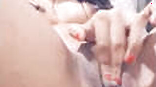 Desi Girl Leaked MMS Masturbating Her Horny Pussy With Cream