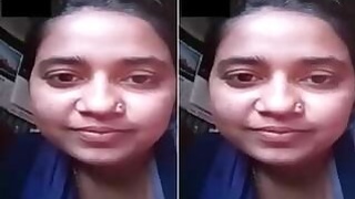 Bangla Paid Girl Shows Her Boobs On Video Call