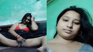 Hot Bangla Girl Shows Her Pussy