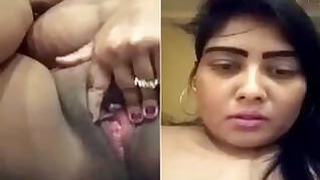 Excited Bhabhi Shows Her Naked Body