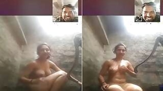 Desi Bhabhi Shows Bathing Lover on Video Call
