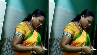 Sexy Bhabhi Shows Tits Part 1
