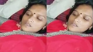 A horny Desi Bhabhi gives a blowjob and gets laid.